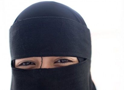 Beautiful Response from Young Niqabi Shows the Reality of Anti-Muslim Hate