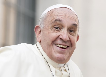 Pope Francis Grants Priests the Right to Forgive Abortion During Holy Year