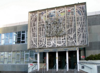 Woman admits urinating in front of Muslim family