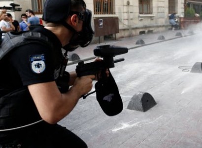 Istanbul riot police disperse Trans Pride march