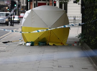 U.S. woman killed in London knife attack, no evidence of terrorism link say police