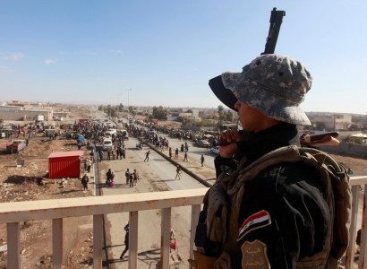 Mosul residents fear cold and hunger of winter siege