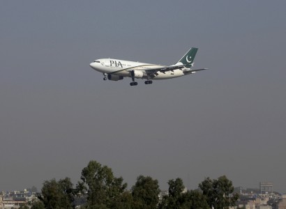 Pop Star & Evangelical Muslim Cleric, Junaid Jamshed, on Board PIA flight