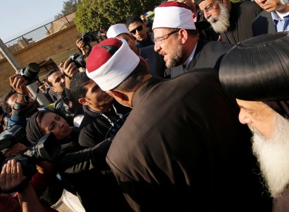 Cairo church bombing kills 25, raises fears among Christians