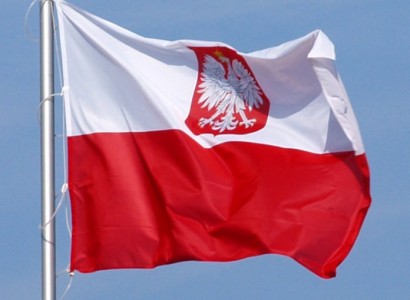 Poland: EU steps up legal case to safeguard judicial independence
