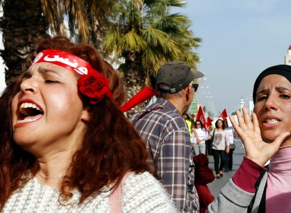 Tunisian women march for equal inheritance rights