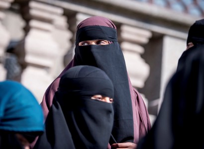 Danish parliament bans the wearing of face veils in public