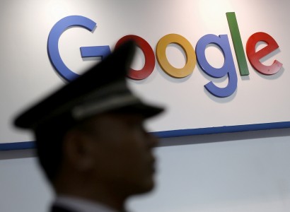 Google plans censored version of search engine in China