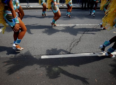 UK: Notting Hill Carnival drums fall silent for Grenfell victims