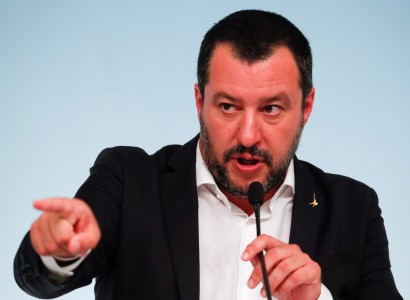 French minister likens Italy’s Salvini to Pontius Pilate over migrants