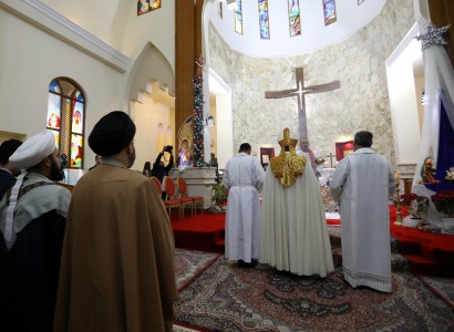 Iraqi Christians celebrate Christmas one year after Islamic State defeat