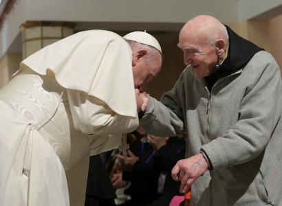 Conversion is not your mission, pope tells Catholics in Morocco