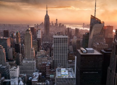 Police in New York interrupt Jewish funeral amid coronavirus concerns