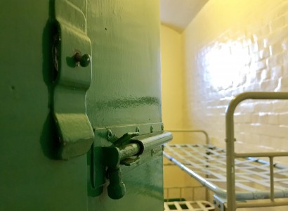Terror watchdog launches inquiry into radicalisation in jails