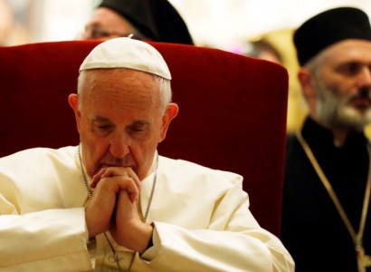 Pope calls on Christians to forgive and rebuild amid ruins of churches in Iraq