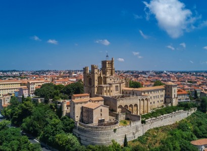 Woman, 18, arrested in France over ‘plot’ targeting church