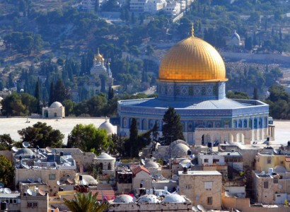 Dozens arrested after night of chaos in Jerusalem